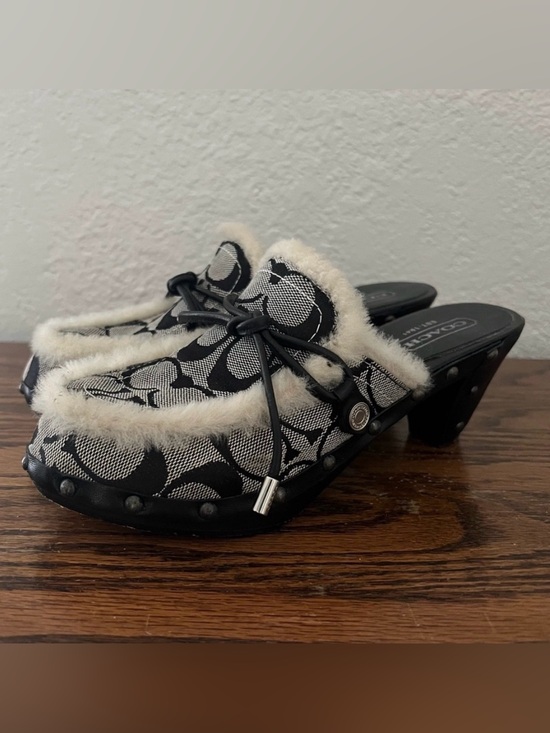Coach Shoes - Coach Monogram Printed Ruthie Fur Trimmed Clogs Size 6 - Used